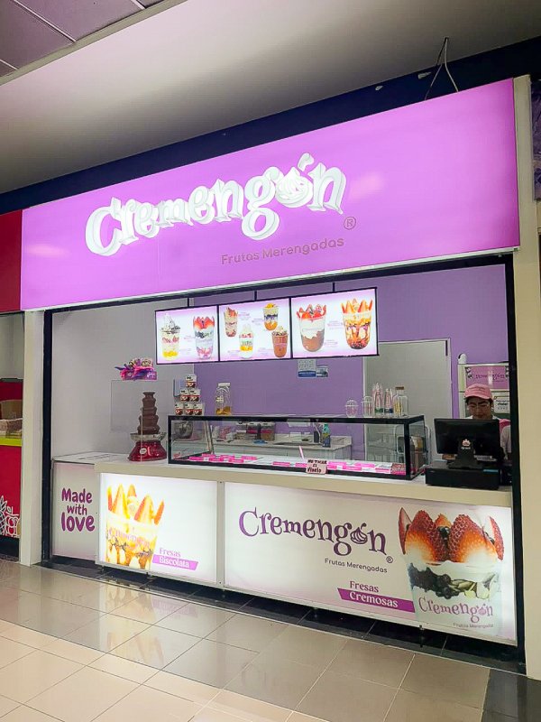 Cremengon Victoria Centro Comercial 01