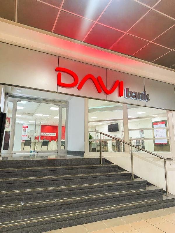 DAVIBANK victoria centro comercial 01