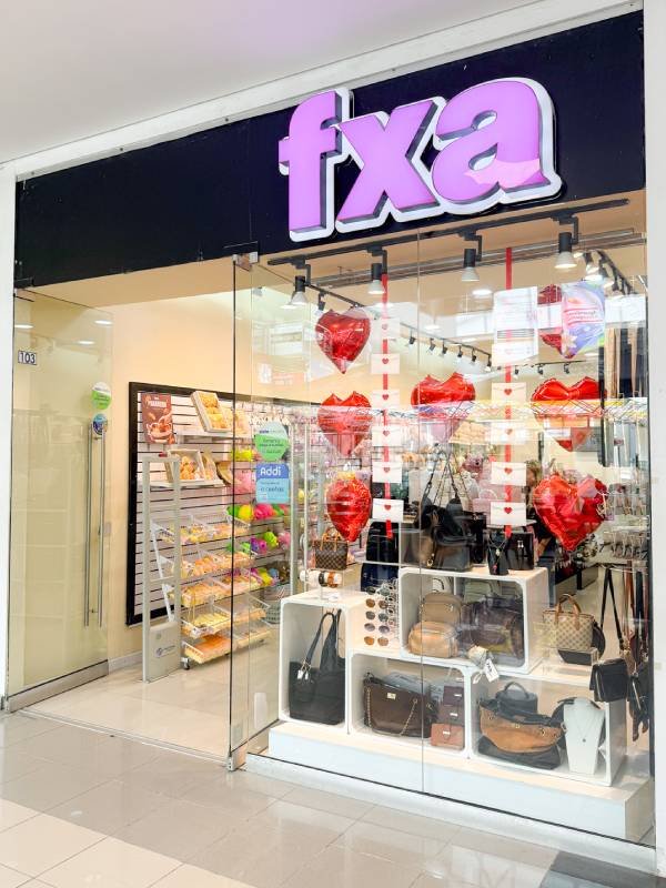 FXA victoria centro comercial 01