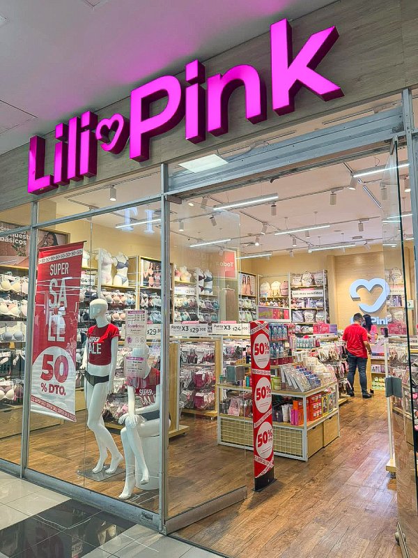 Lili Pink Victoria Centro Comercial 01