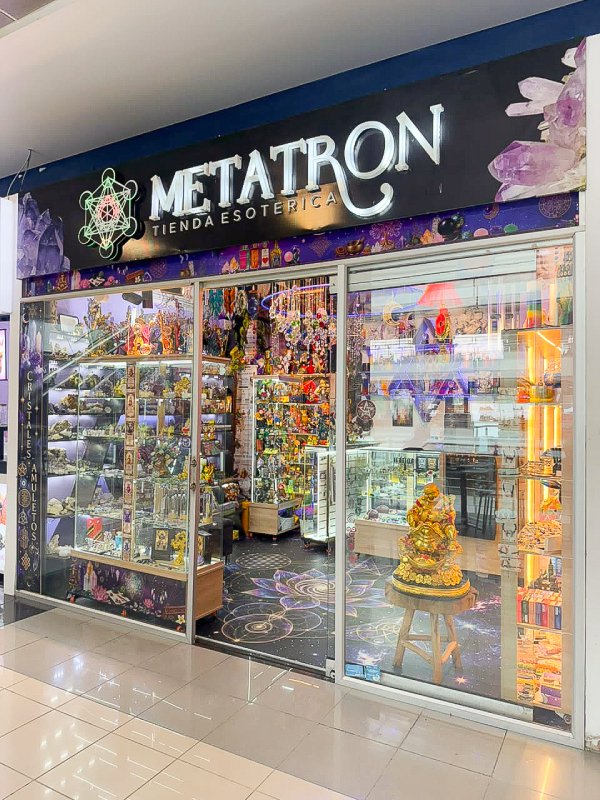Metatron Victoria Centro Comercial 01