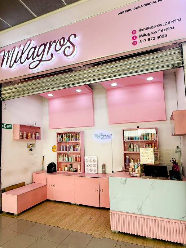 Milagros Centro Comercial Victoria 001