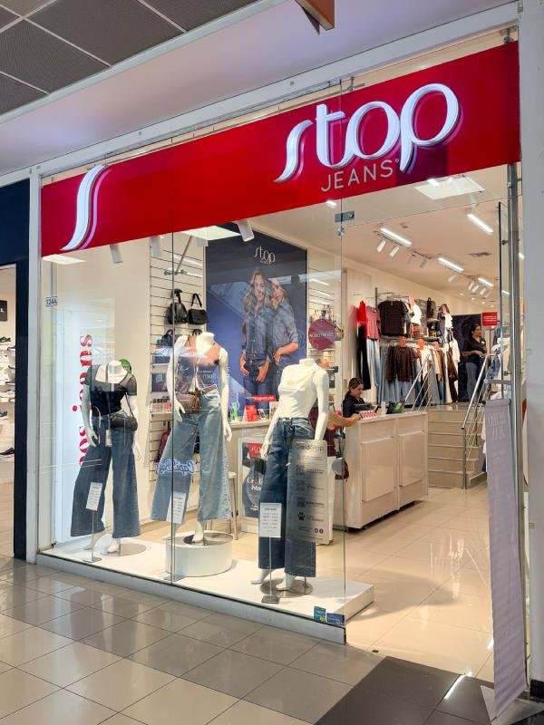 STOP JEANS victoria centro comercial 01