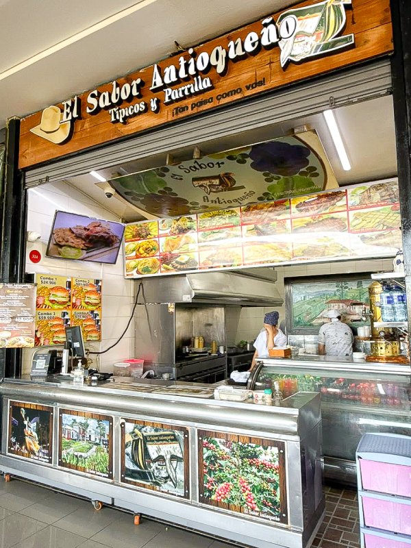 Sabor Antioqueño Victoria Centro Comercial 01