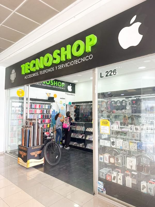 TECNOSHOP victoria centro comercial 01