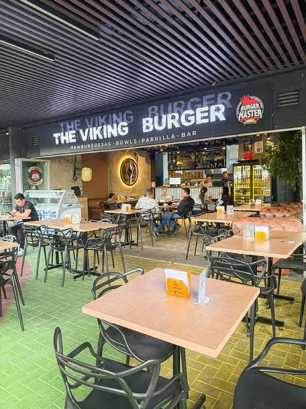 THE VIKING BURGER victoria centro comercial 01