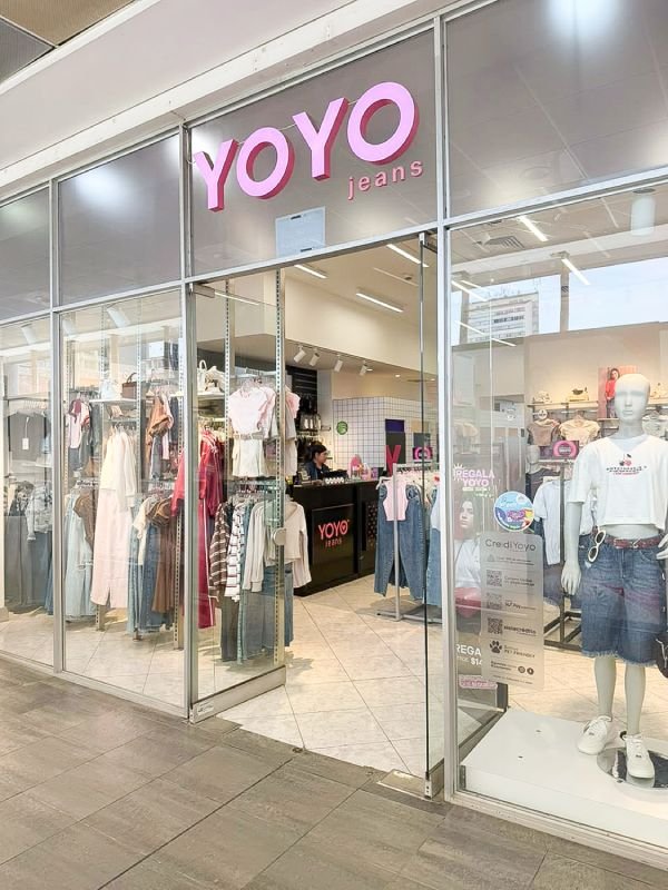YOYO victoria centro comercial 01